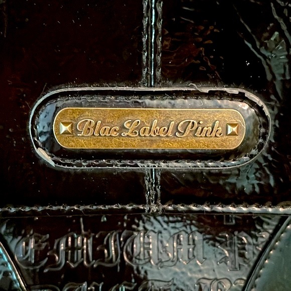 Fab Find Studded Embossed New Blac Label Pink Clutch - Picture 2 of 8